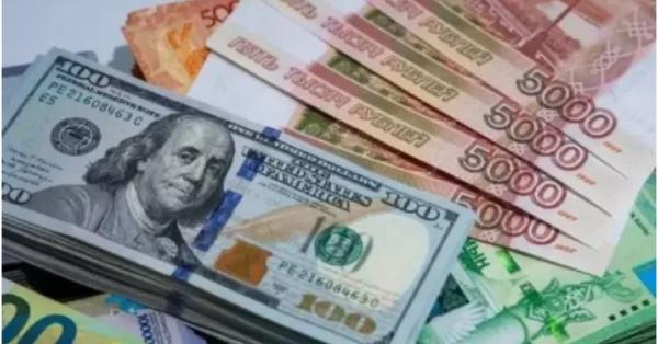 Դոլարն ու ռուբլին էժանացել են․ փոխարժեքն՝ այսօր