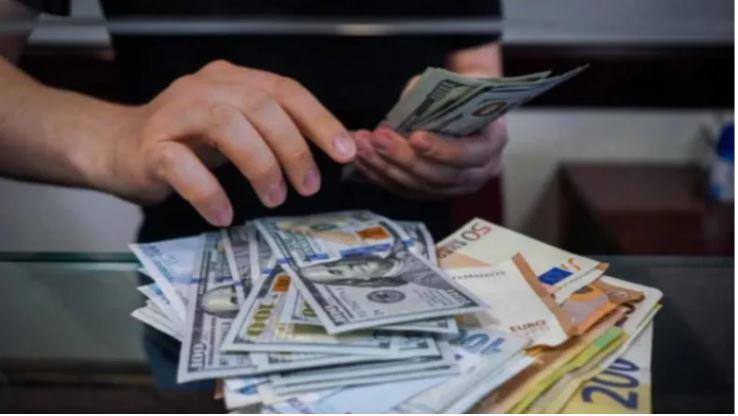 Դոլարը փոքր-ինչ թանկացել է, ռուբլին՝ էժանացել․ փոխարժեքն՝ այսօր