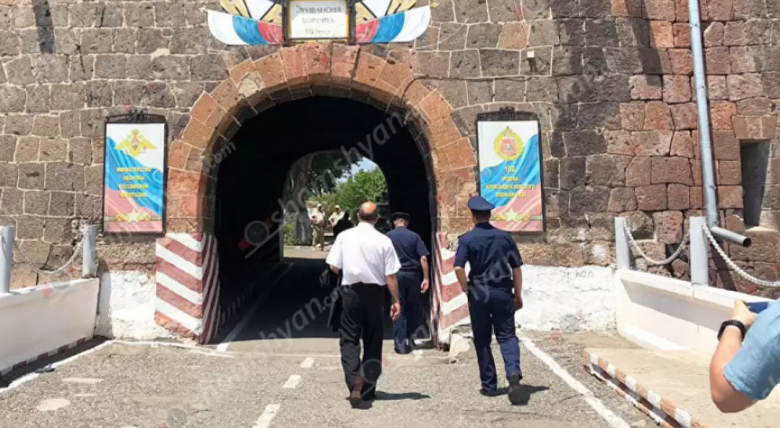 Ով է ինքնասպանության փորձ կատարած զինծառայողը