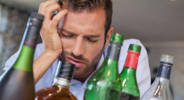 9 предупреждающих признаков того, что кто-то является функционирующим зависимым от алкоголя